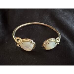 Vintage Gold Tone Cuff Bracelet White Stone Open Bangle 059